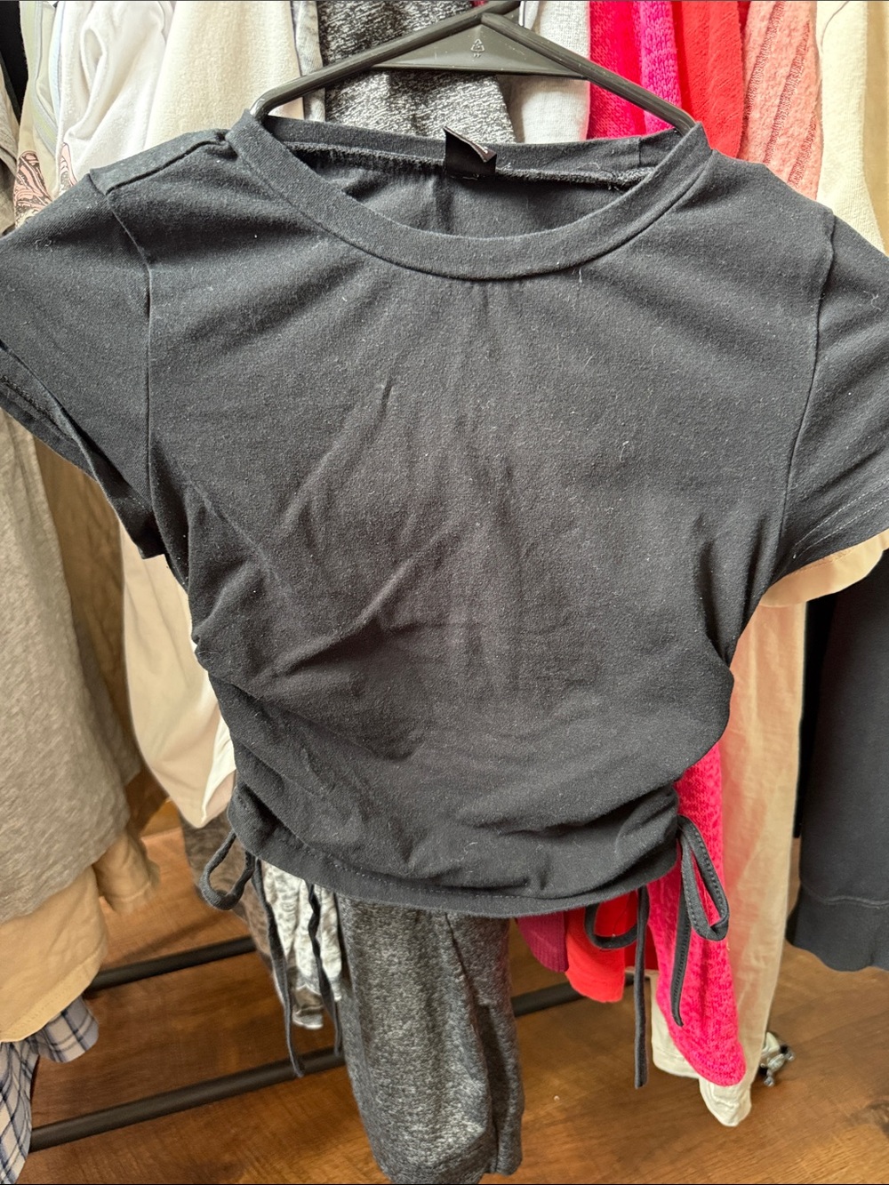 SHEIN Black Short Sleeve Drawstring Ruched Crop Top